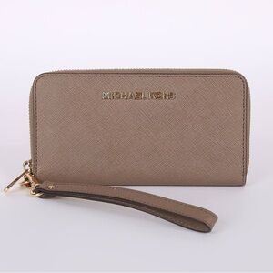 Michael Kors Jet Set Travel Saffiano Leather Wristlet Taupe Wallet
